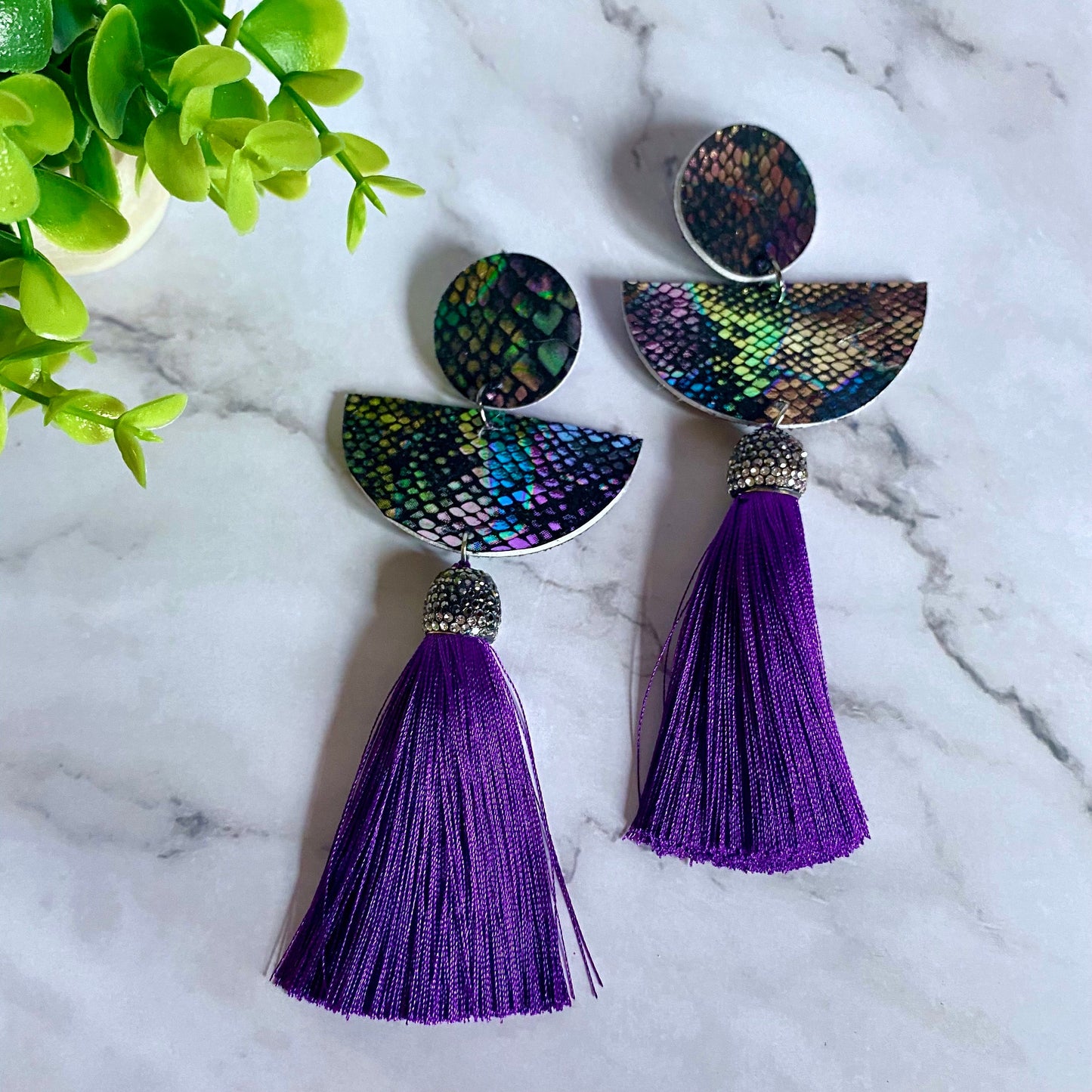 Leather Tassel Earrings – Boho Statement Earrings – Lightweight Dangle Earrings – Handmade Fringe Earrings – Western Festival Jewelry – Gift for Her