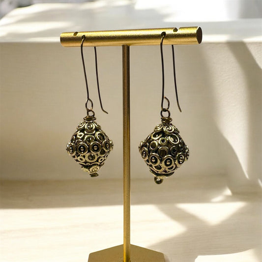 Vintage Antique Gold Earrings : Everyday Unique Earrings for Women