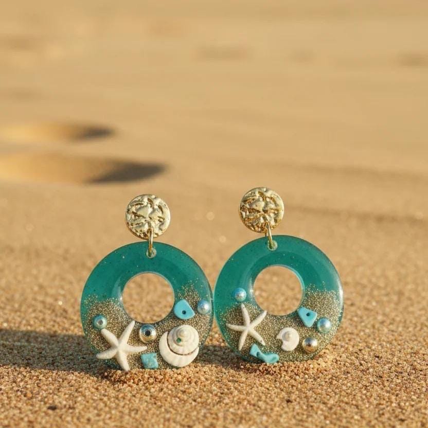 Blue Beach Themed Earrings: Seashell Vacation Statememt Jewelry